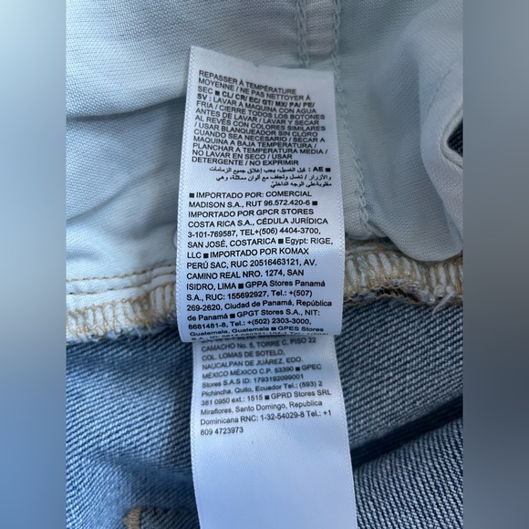 New Old Navy Women Boyfriend Lose Blue Distressed Jeans Size 4P - Picture 9 of 10